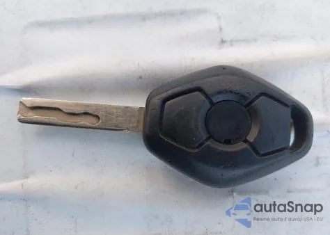 2005 BMW Z4 2.5I z USA, uszkodzony, nr VIN 4USBT33505LS55191